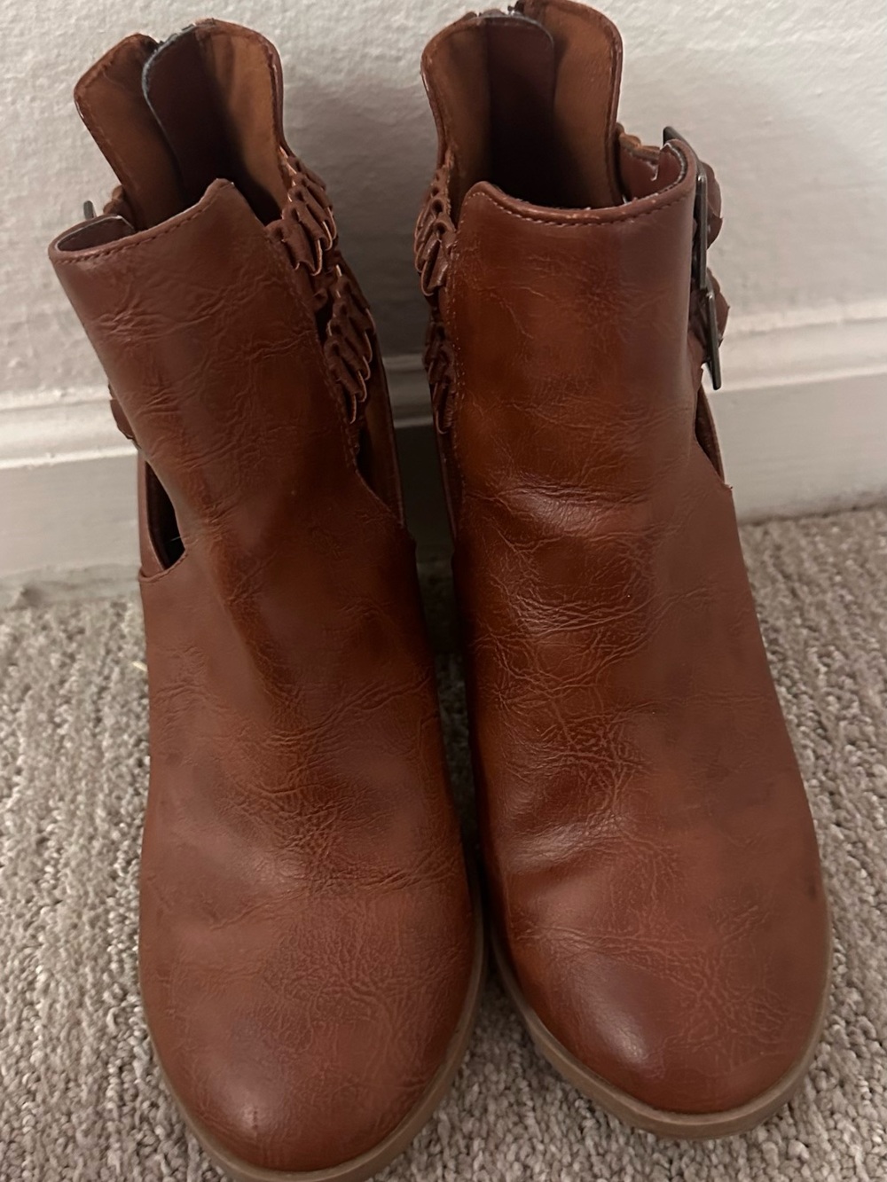 American Eagle Outfitters Cognac Cutout Buckle Ankle Boots